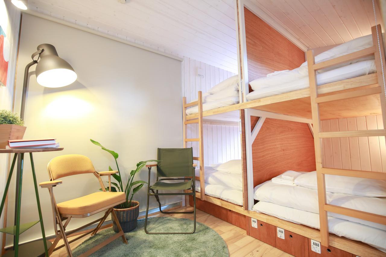 Tinys Yokohama Hinodecho Vandrarhem Exteriör bild